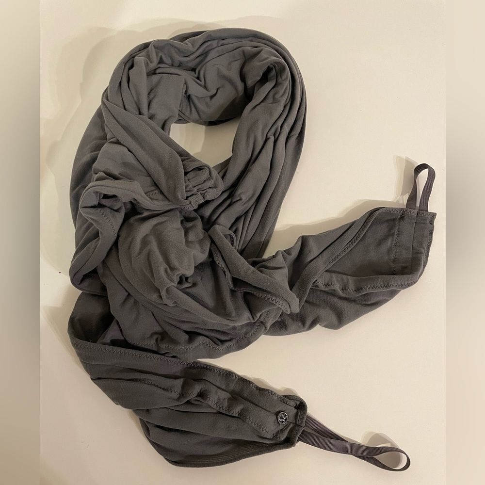 Lululemon Diversity Scarf/Wrap‎